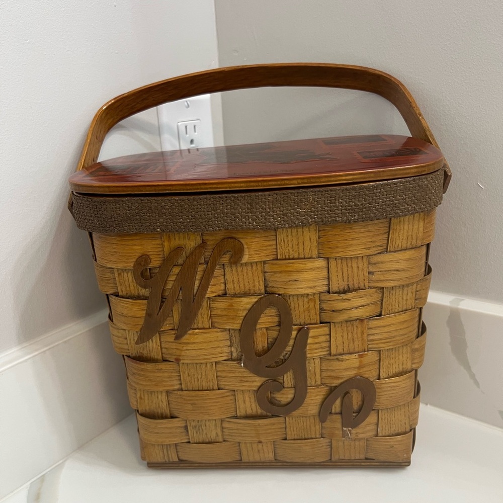 Woven Basket with Lid - Brown